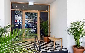 Sirkin 16 Hotel - Autonomous Hotel